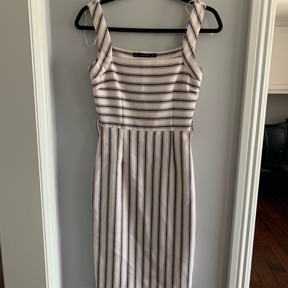 ZARA Fitted Dress - Picture 3 of 8